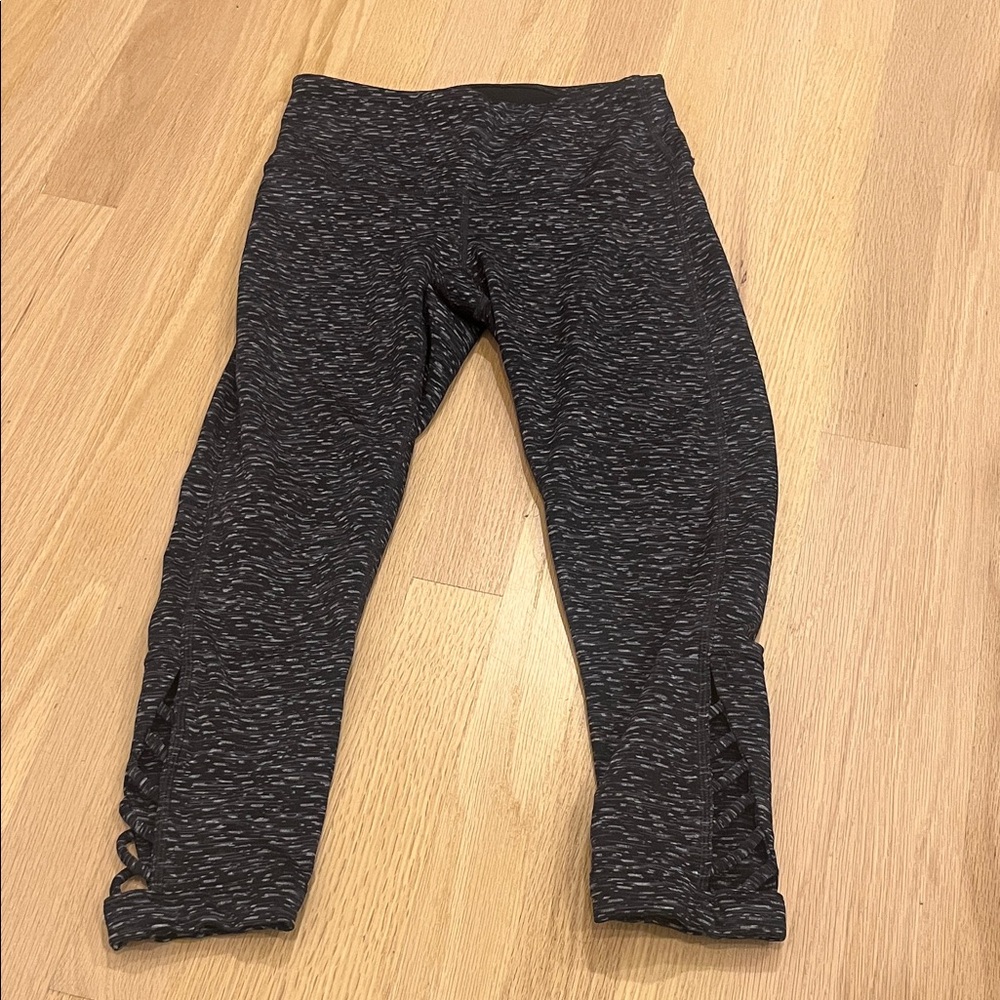 Prana XS Charcoal Leggings with Side Details